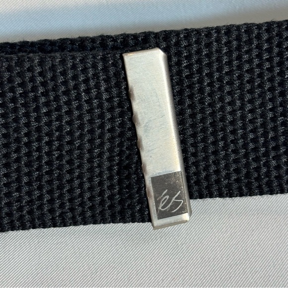 ÉS Black Nylon Canvas Belt with Skull Buckle and Metal Cap and Grommits - Picture 3 of 6